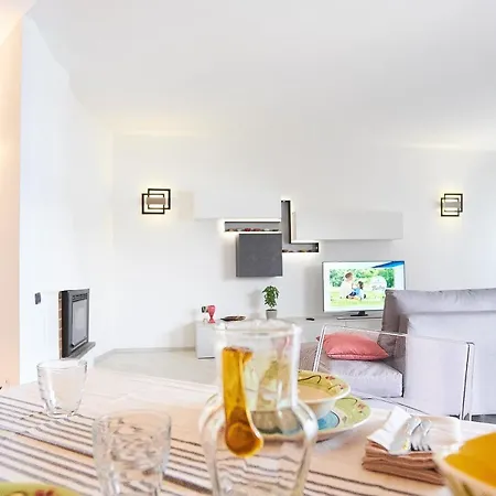 Passeggiata Sul Lago Appartement *